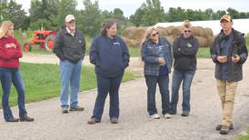 Students see regenerative ag in action