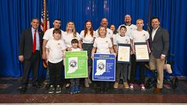 Dave and Donna Scanlon family receives Hoosier Homestead Award