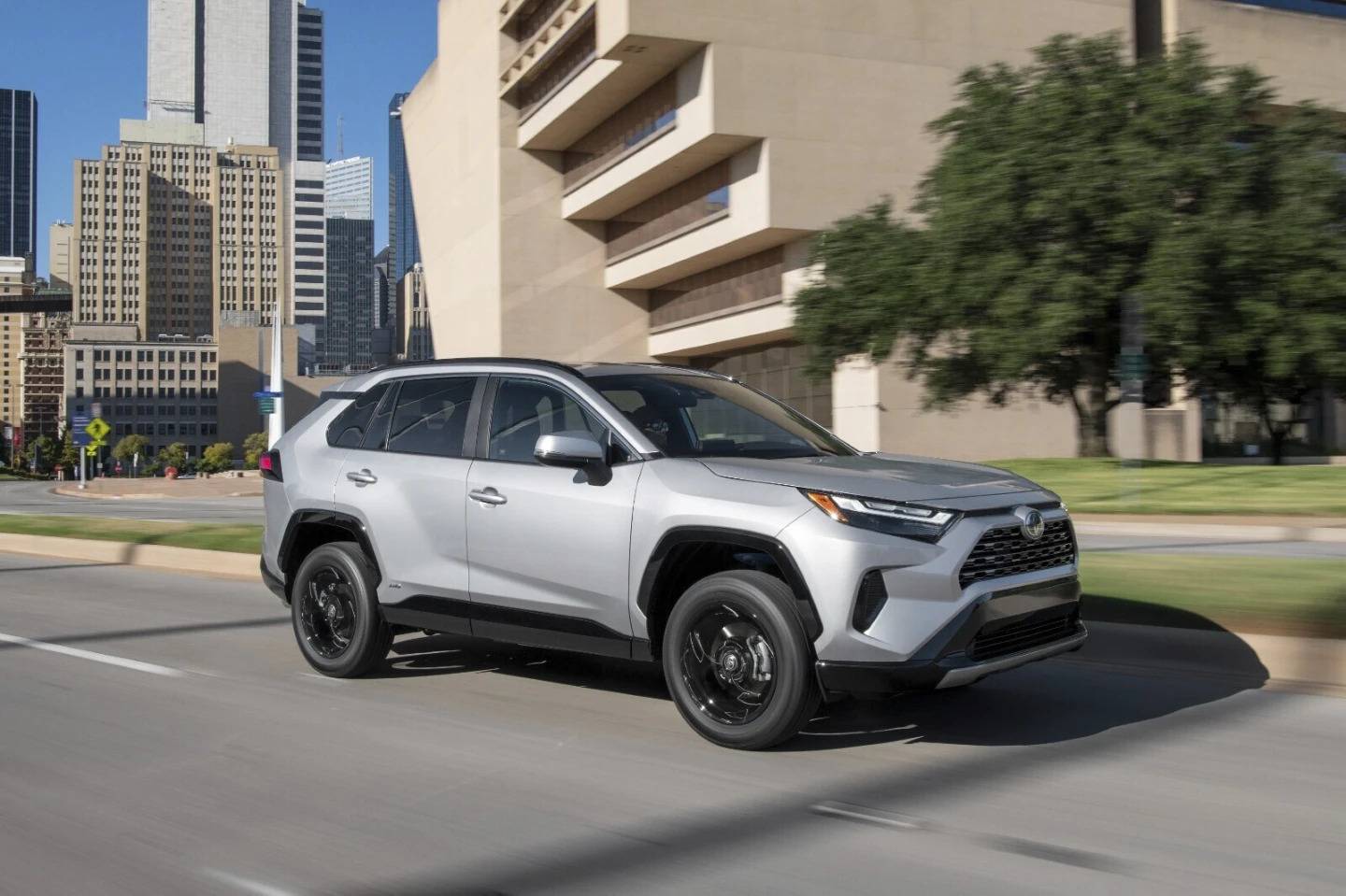 The EPA estimates Toyota’s 2022 RAV4 Hybrid gets up to 40 mpg in combined city/highway driving.