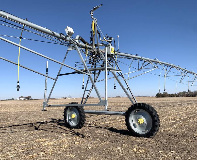 T-L Irrigation’s redesigned Span Disconnect hydraulic system for linear irrigation systems and center pivots uses two onboard hydraulic cylinders.