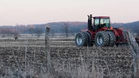 Chicago Fed survey: Midwest farmland values rebound
