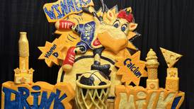 1,000-pound cheese sculpture unveiled at State Fair