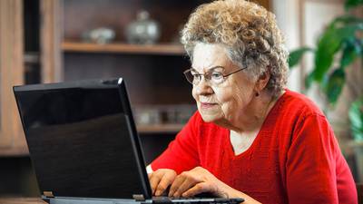 Senior News Line: Seniors and social media