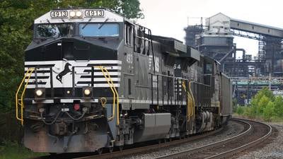 Union Pacific profit climbed 5% as it builds the case for its acquisition of rival Norfolk Southern
