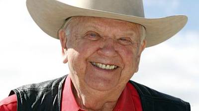 Legendary farm broadcaster Orion Samuelson dies at 91