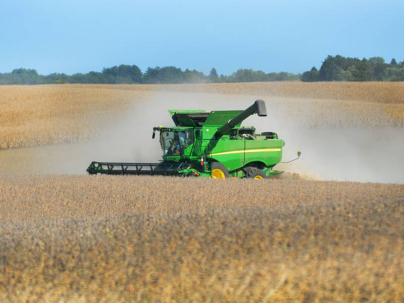 The AgriNews AgriMinute podcast: China agrees to buy U.S. beans