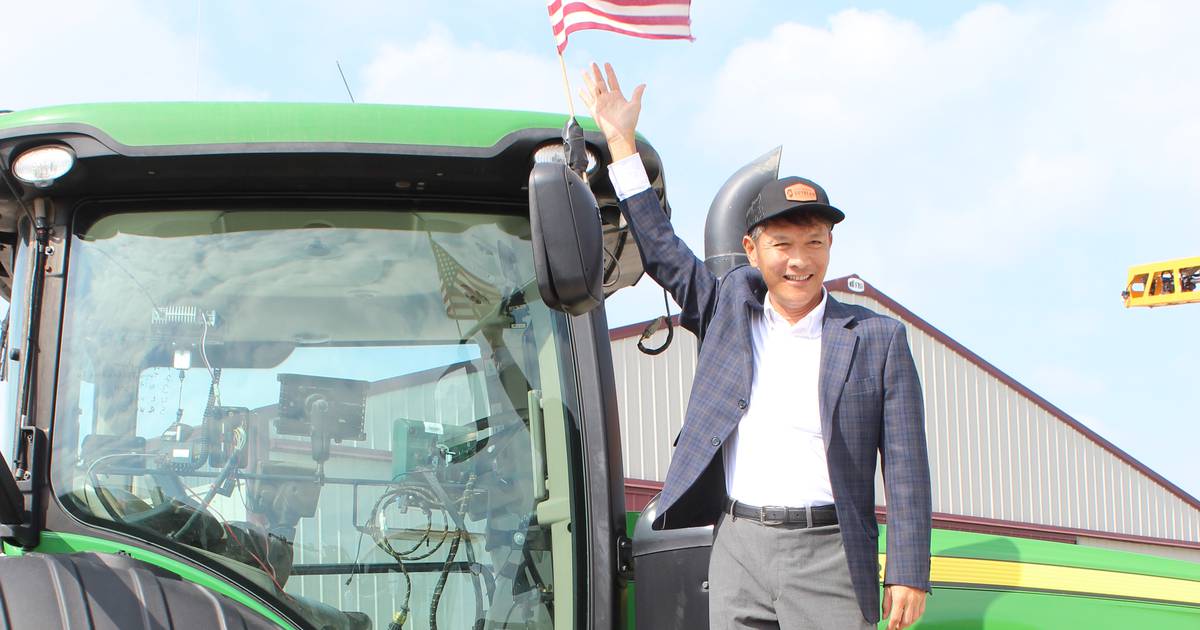 Fork to Farm Buyers learn about soybean options AgriNews