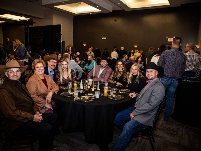 Illinois Beef raises funds to support education, producer development