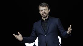 Carmaker Stellantis loses former FCA CEO Manley