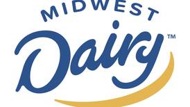 Midwest Dairy Illinois Division awards scholarships