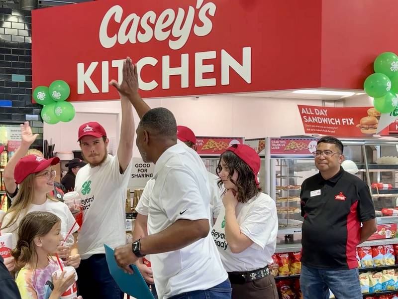 Casey’s is partnering with 4-H to raise money for youth programs this fall.
