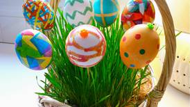 Donna’s Day: Create an ‘egg plant’ with Easter eggs