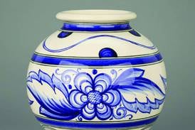 Antiques & Collecting: Weller Pottery