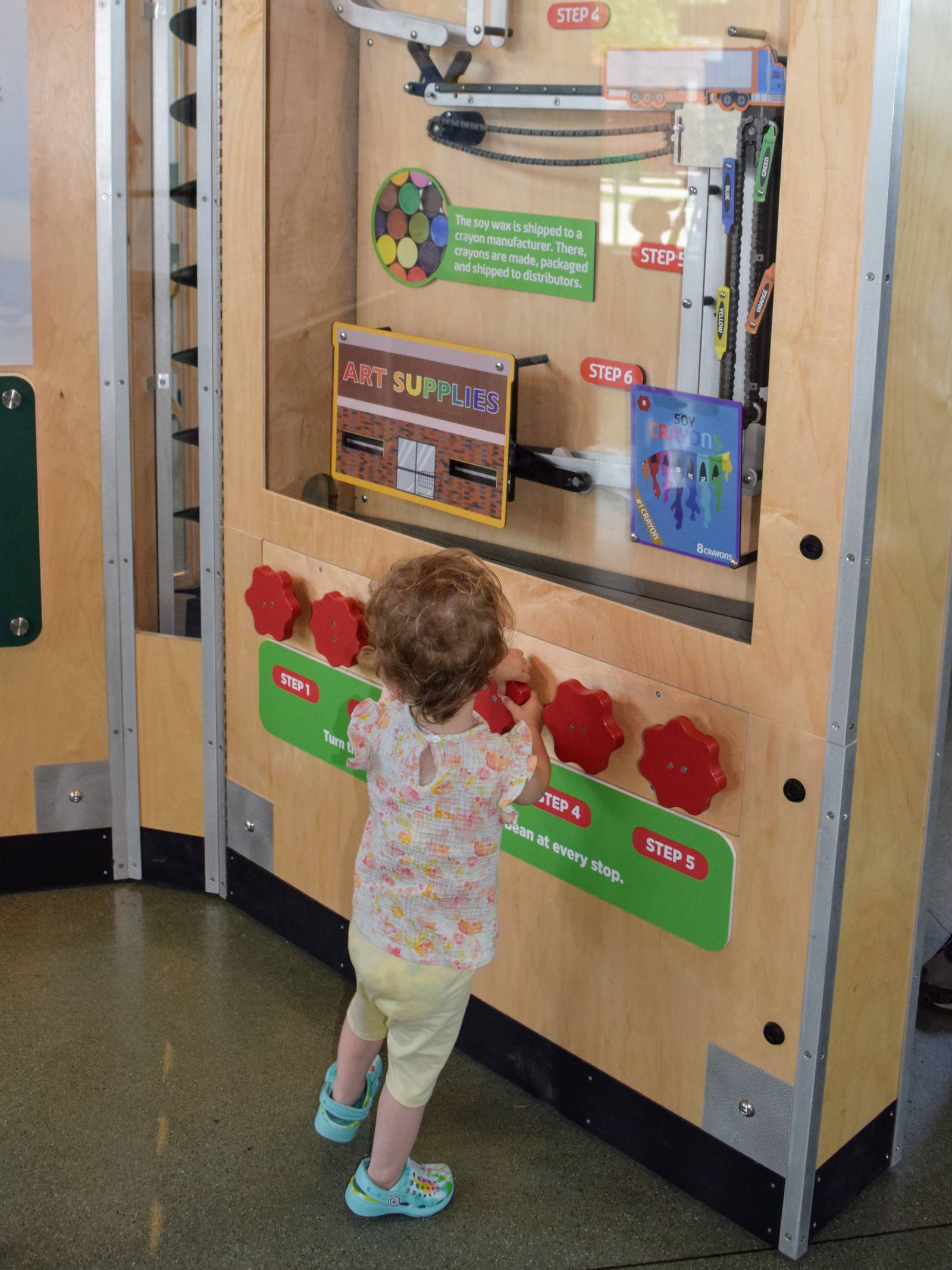Crayon crop From soybean field to art box AgriNews