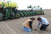 Farmers take advantage of early window to plant corn, soybeans