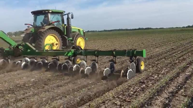 Nitrogen Sealing Systems help cover up nitrogen, keeping it in the soil and available for the corn crop.