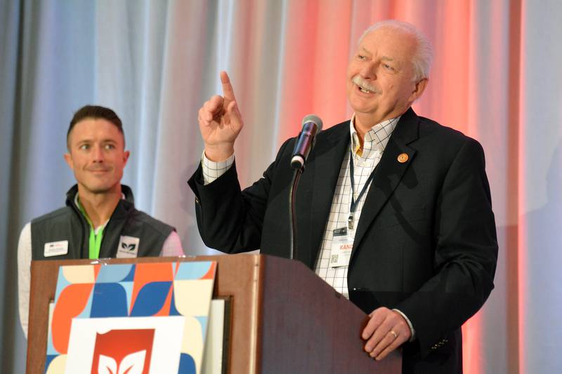 Indiana Farm Bureau President Randy Kron speaks at the Innovate and Grow Conference.