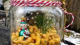 Donna’s Day: Rosemary cashews for holiday snacking