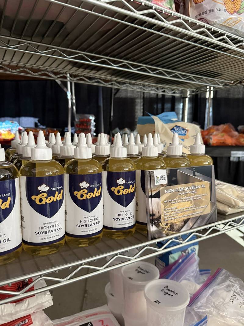 High oleic soybean oil was the featured cooking oil of the World Food Championships.
