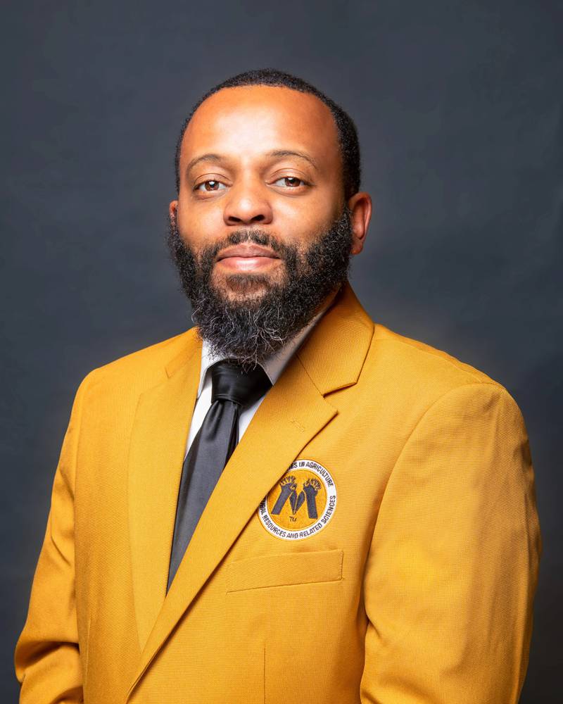 Derris Burnett