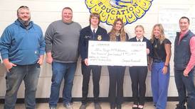 Illini Bluffs FFA receives $2,500 from Compeer Financial