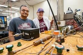 SIU prof seeks to transform ag waste into ‘holy grail of CO2 capture’