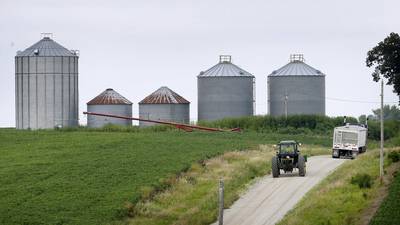 The AgriNews AgriMinute podcast: Grain storage space extraordinarily tight