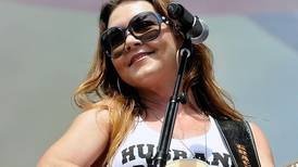 ‘Redneck Woman’ singer headlines fair