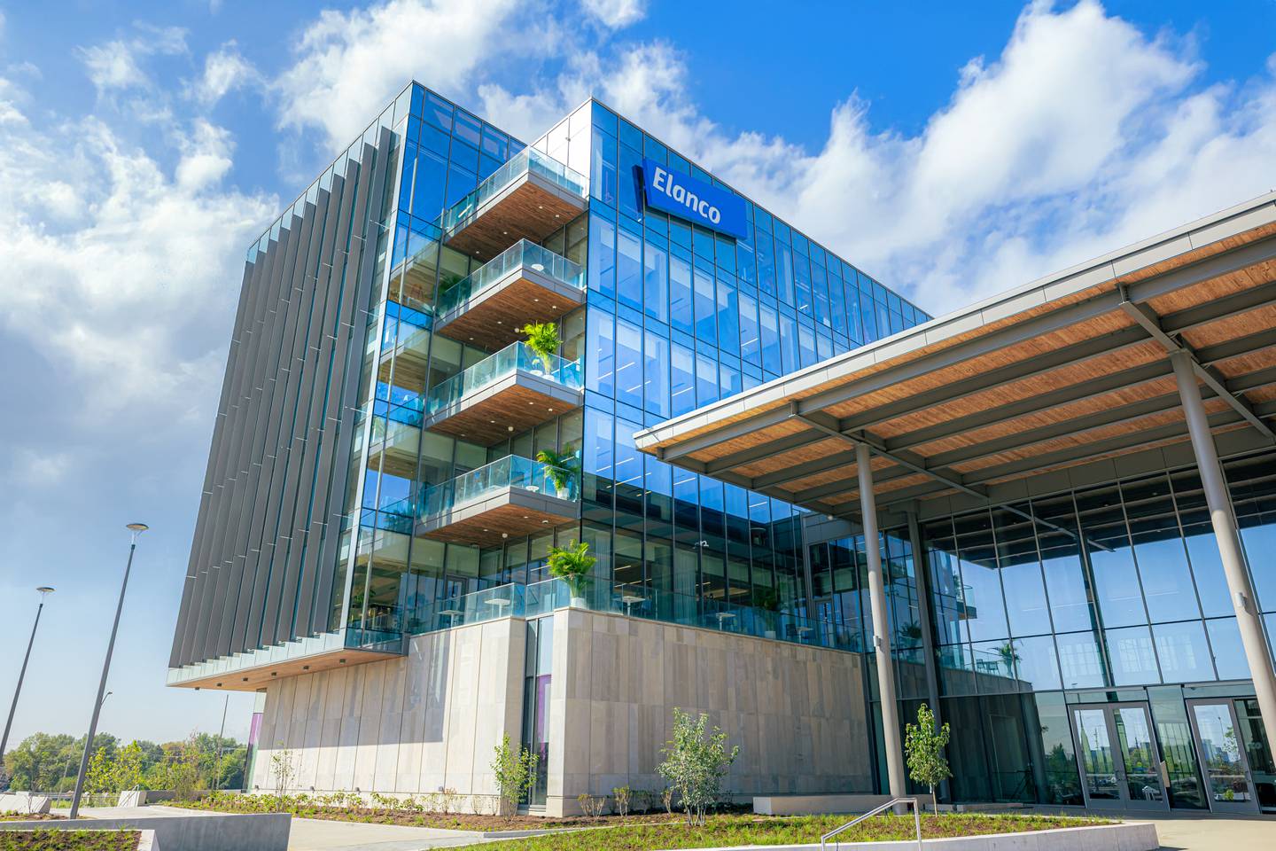 Elanco announced that it will invest $400 million in its U.S. operations and expand research and development efforts at its headquarters in Indianapolis.