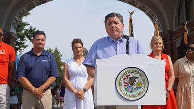 Du Quoin State Fair set attendance record