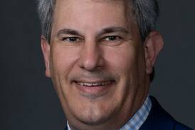 Fed District farmland values up slightly
