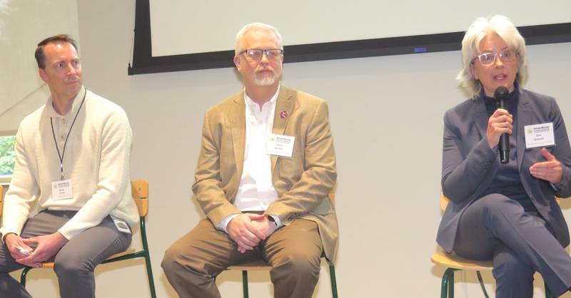 Kim Kidwell, University of Illinois associate chancellor for strategic partnership and initiatives, notes the strengths of the Illinois Innovation Network at the Illinois Soybean Association-hosted SpringBoard Challenge. Other panelists addressing the universities’ role in collaborating were Doug Cruitt (left), Distillery Labs executive director; and Gary Kinsel, Southern Illinois University Carbondale research and innovation strategist.