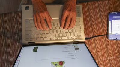 Senior News Line: Teen teaches seniors about cybersecurity