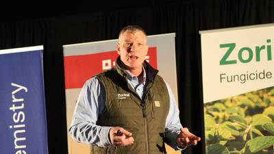 Zorina fungicide provides white mold control in soybeans